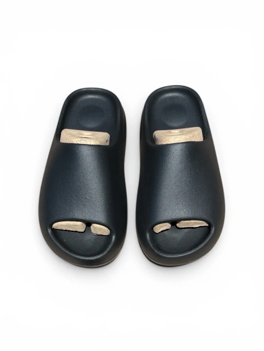 YZY YS01 Black Slide- Size 8 with bag